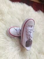 Polovne patike bele Sinsay, velicine 27.