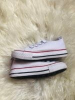 Polovne patike bele Sinsay, velicine 27.