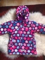 Polovna Lego jakna za zimu ljubicasta sa plavim i roze tufnama, velicine 92.