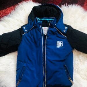 Polovna plava jakna za decake Kanz velicine 104.