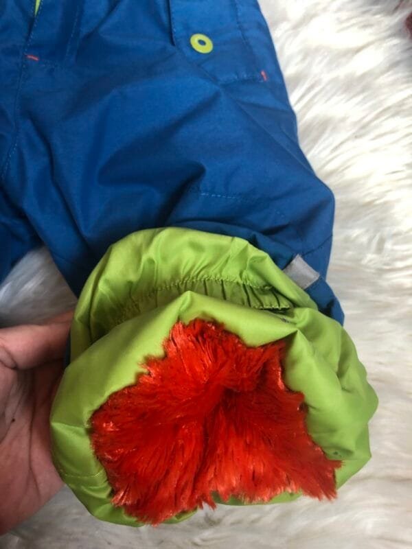 Polovan skafander donji deo plave boje velicine 2.