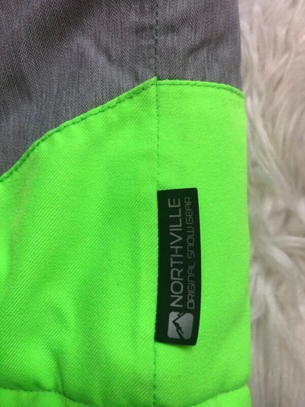 Polovna zimska jakna Northville za decake, velicine 104.