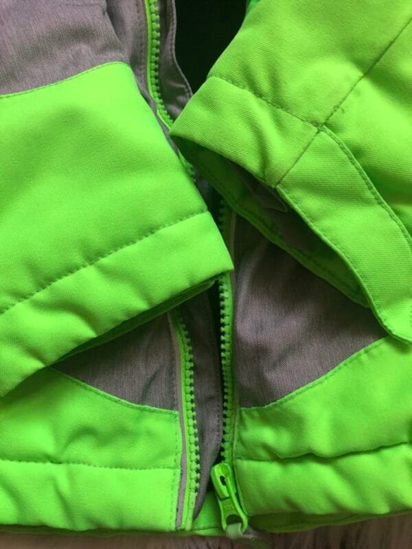 Polovna zimska jakna Northville za decake, velicine 104.