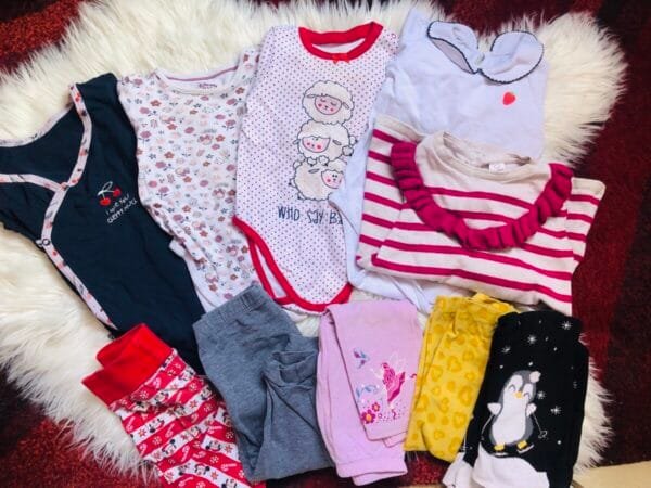 Polovni bodiji i donji delovi za devojcice, velicine 86.