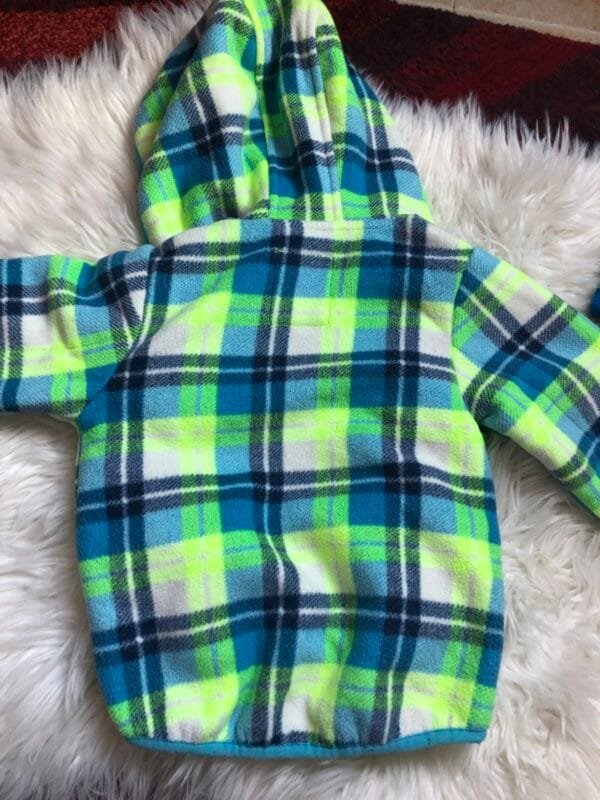 Polovna Jakna Cool Club i kapa, velicine 86, za bebu decaka.