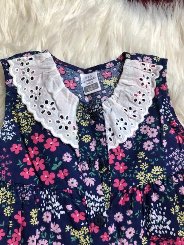 Polovna haljina sa cveticima za bebe, Waikiki,velicina 80.