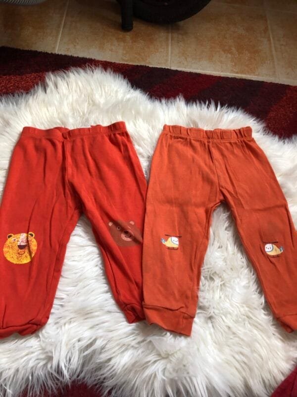 Polovni donji delovi za bebu decaka, velicine 80.