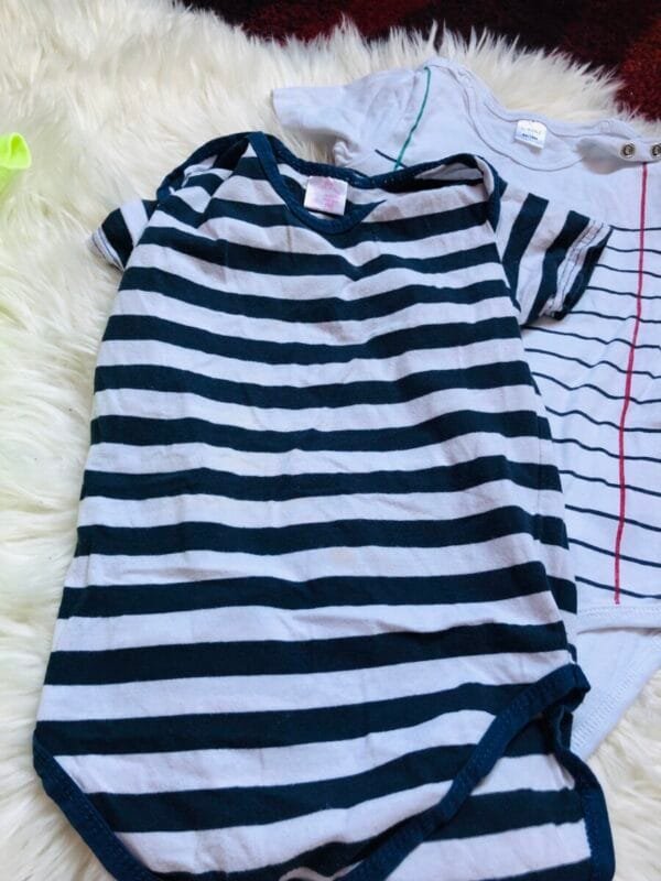 Polovni bodiji za bebu decaka, velicine 18m.