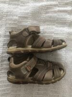 Polovne Ciciban sandale bez, velicine 26.