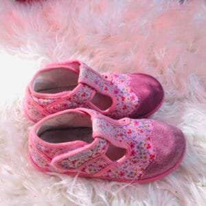 Polovne roze patofne, velicina 26.