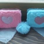 Deciji Novcanici sa srcem pufnasti roze i plavi.