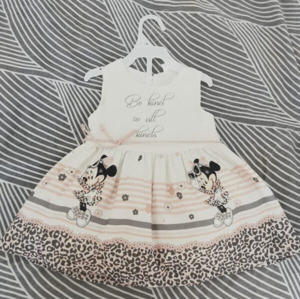 Haljina bela sa Mini likom velicine 74.