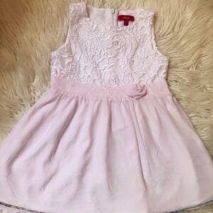 S.Oliver Elegantna roze bela haljinica velicine 80 i 86.