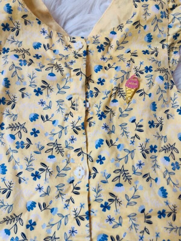 Sergent Major haljina zuta sa cveticima i sesirima, velicine 80.