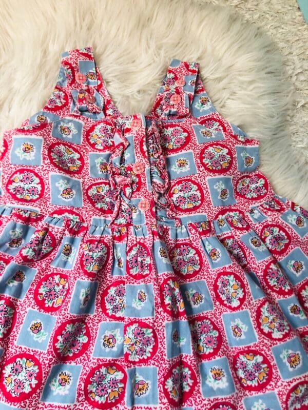 Sarene haljine za leto velicine 98.