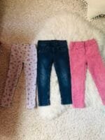 Pantalone za devojcice velicine 104.