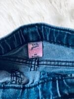 Pantalone za devojcice velicine 104.