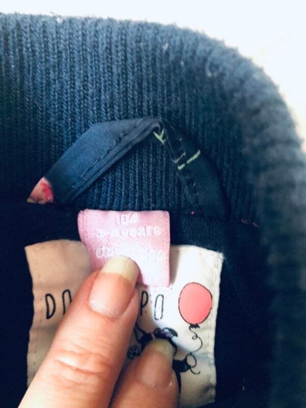 Teget jakna sa leptiricima za devojcice velicine 104.