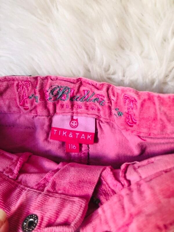 Suknjice velicine 116.