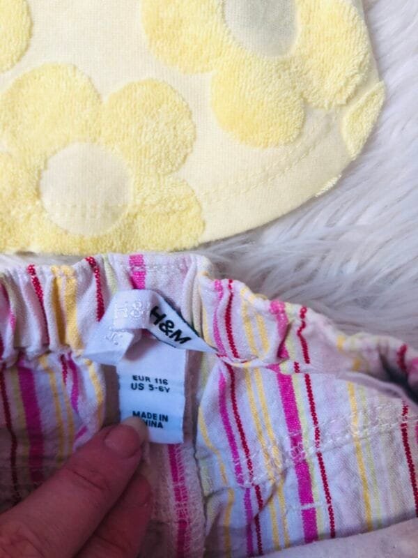 Letnji set velicine 116, suknjice i majica .