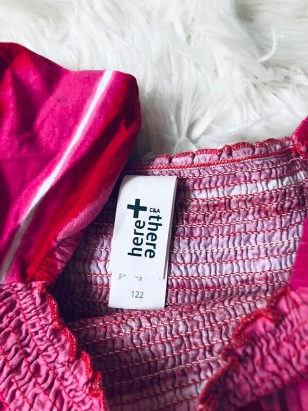 C&A majica vel 122 - Slika 2