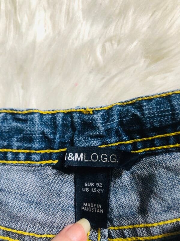 H&M bermude vel 122 - Slika 2