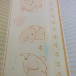 Polovni tvrdi pult za presvacenje beba Puerri.