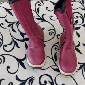 Polovne cizme za devojcicu vel 33.