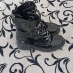 Lakovane polovne cizme za devojcicu velicine 36.