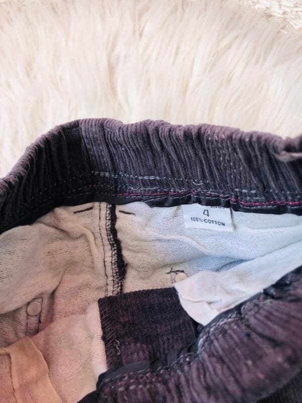 Pantalone vel 104 - Slika 2