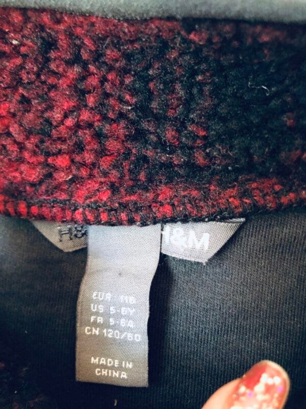 H&M jakna duks vel 116 - Slika 2