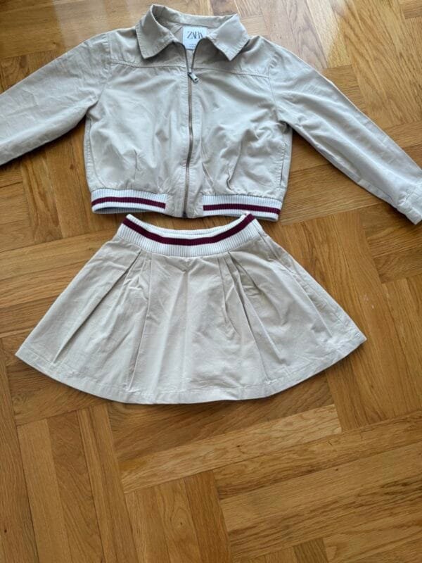 ZARA KOMPLETIC Vel 140 - Slika 4