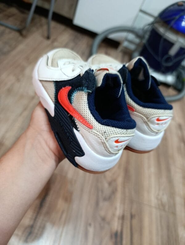 Nike Patike Vel 26 - Slika 2