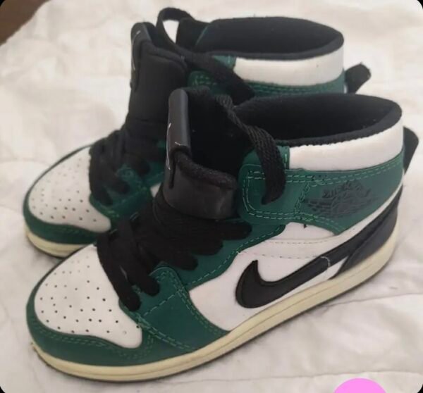 Duboke patike 31, kao nove - Slika 4