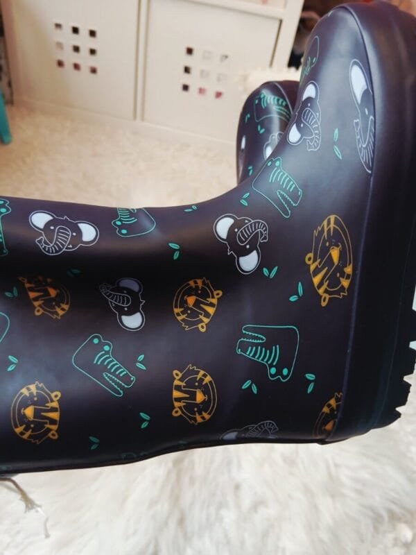 Nove Gumene cizme vel 26 - Slika 4