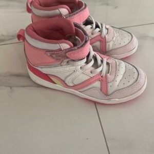 Duboke patike za djevojčice broj 32