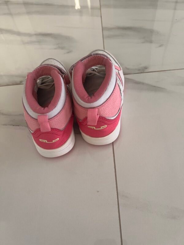 Duboke patike za djevojčice broj 32 - Slika 2