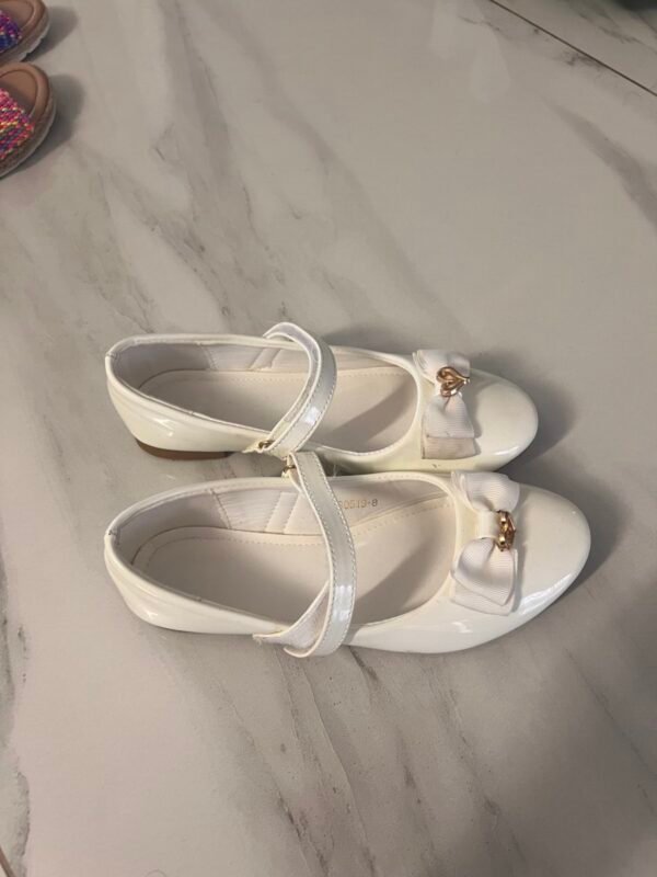 Cipelice broj 34 - Slika 2