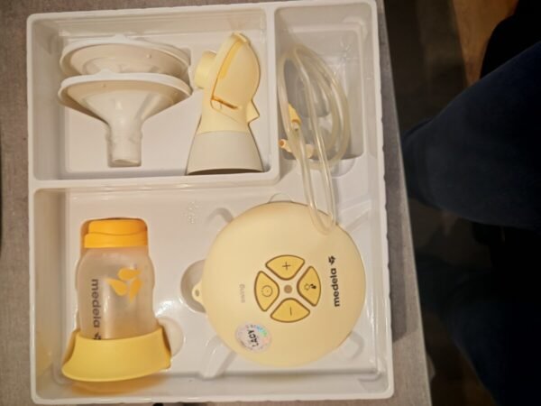 Medela elektricna pumpica +poklon - Slika 3