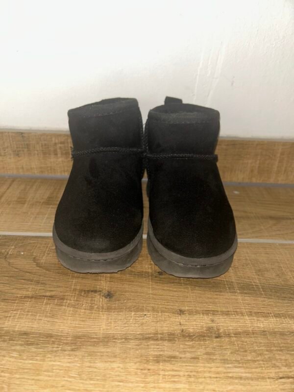 Čizme br 26 - Slika 3