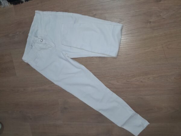 Pantalone vel 32 - Slika 2