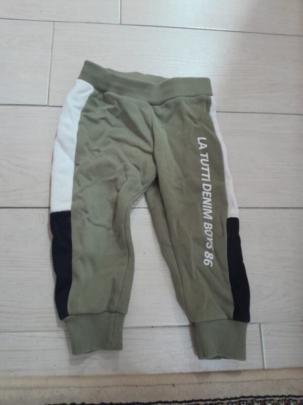 Trenerka u kompletu 1 godina - Slika 2