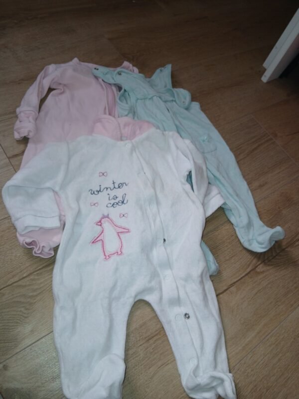 Garderobica 50 kom - Slika 13