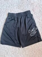 Nike sorts vel 128/134