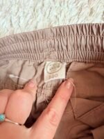 Nove pantalone vel 140 - Slika 2