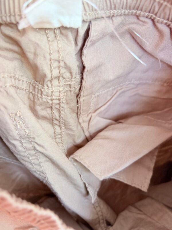 Nove pantalone vel 140 - Slika 5