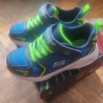 Skechers patike vel 33