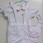 Guess set za bebe 3-6 mes novo