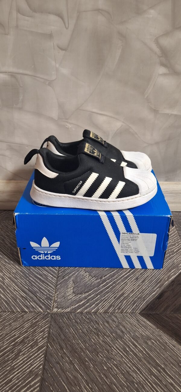 Adidas superstar 360 vel. 26 - Slika 2