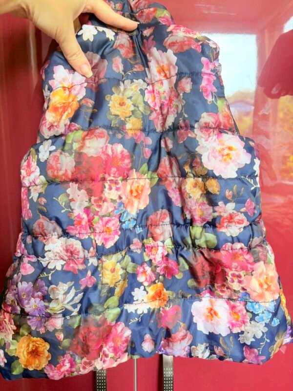 Prsluk H&M vel 116 - Slika 3